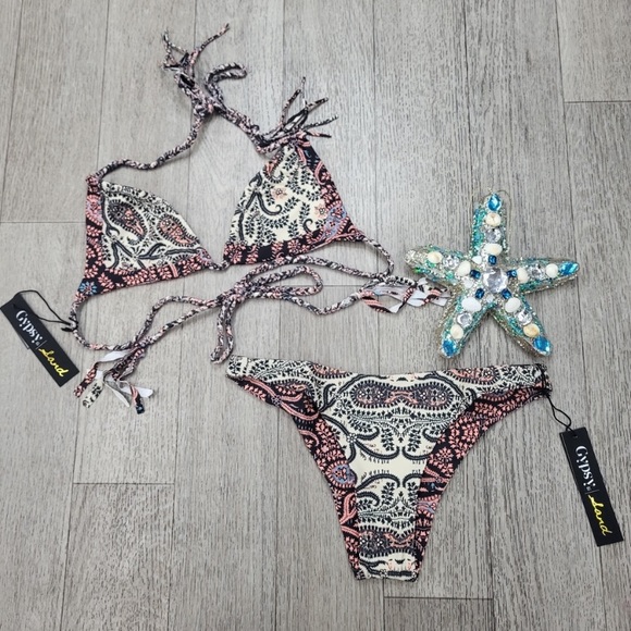 NEW W TAGS-  Gypsy ‘05 Reversible Swim Set - Picture 3 of 5